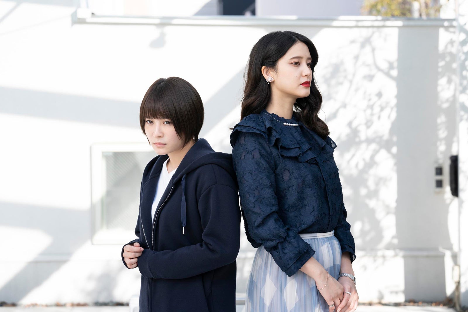 山崎紘菜＆北乃きい、W主演で姉妹役 新感覚ホラーサスペンスドラマ化＜汝の名＞