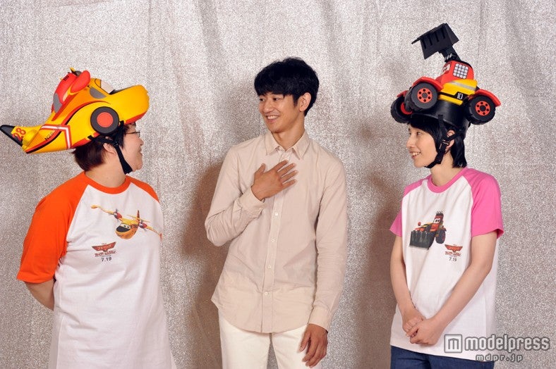 和気あいあいと言葉を交わす