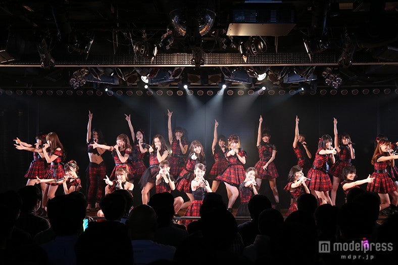 公演の様子（C）AKS