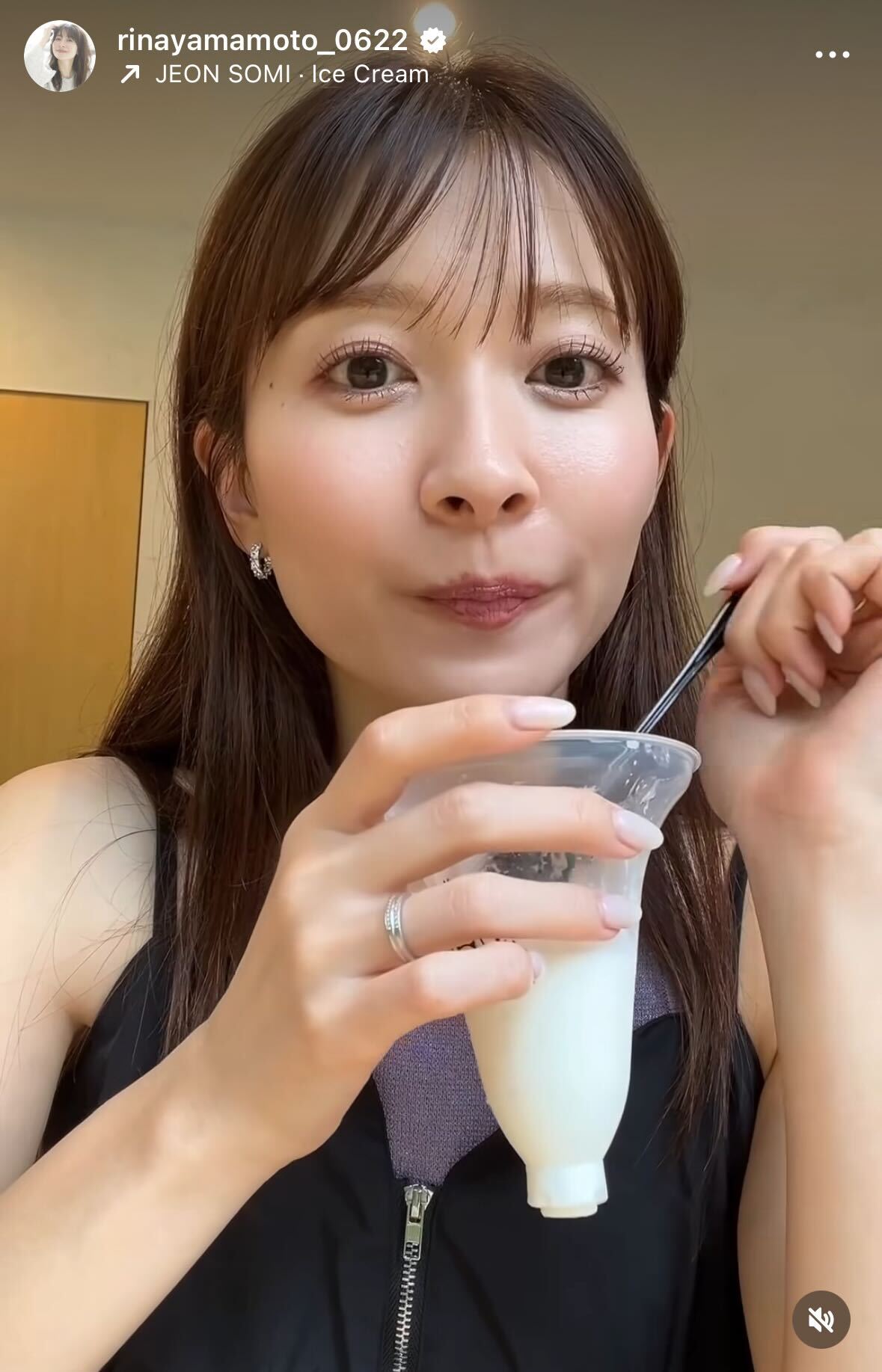 山本里菜アナ公式Instagramより