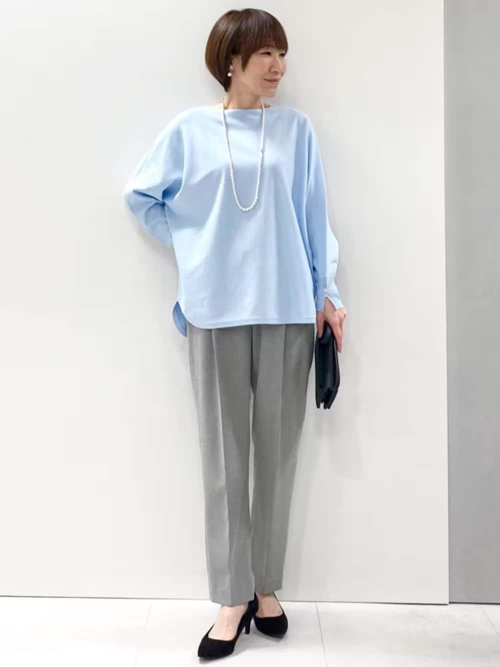 【OKコーデ】ゆったりトップスにはほっそりパンツでバランスを取って 出典:WEAR