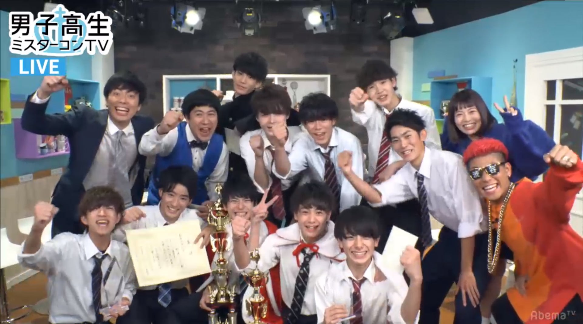 記念撮影（C）AbemaTV