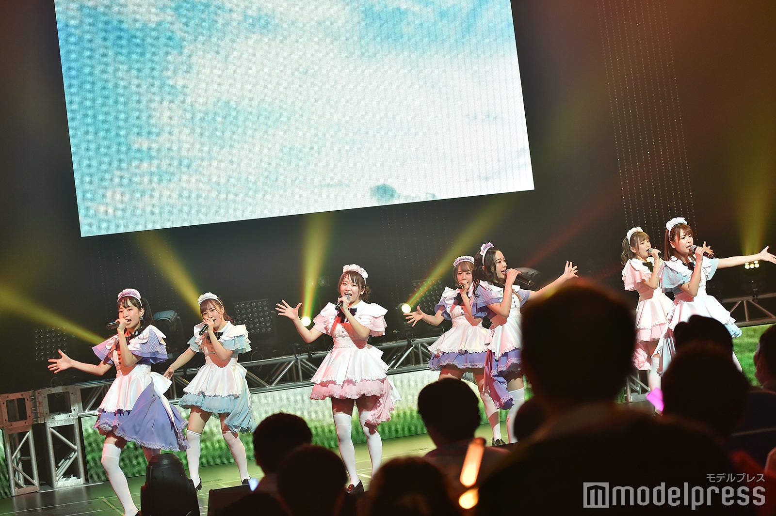 あっとせぶんてぃーん（C）モデルプレス