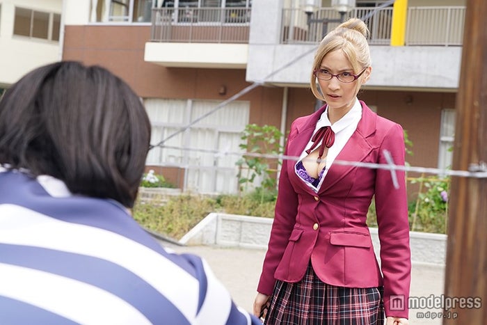 フィギュア級 超絶ボディでお仕置きする美女が気になる ドラマ 監獄学園 護あさな 反響あり嬉しい インタビュー モデルプレス フィギュア級 超絶ボディでお仕置きする美女が気になる ドラマ 監獄学園 護あさな 反響あり嬉しい インタビュー モデルプレス