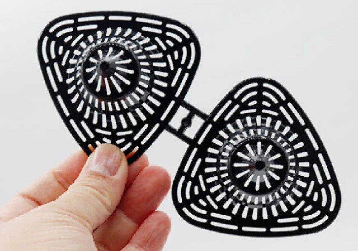 ダイソー 鉢底ネット(7.1cm×7.5cm×4.5cm、6個組) ダイソー 鉢底ネット(7.1cm×7.5cm×4.5cm、6個組)