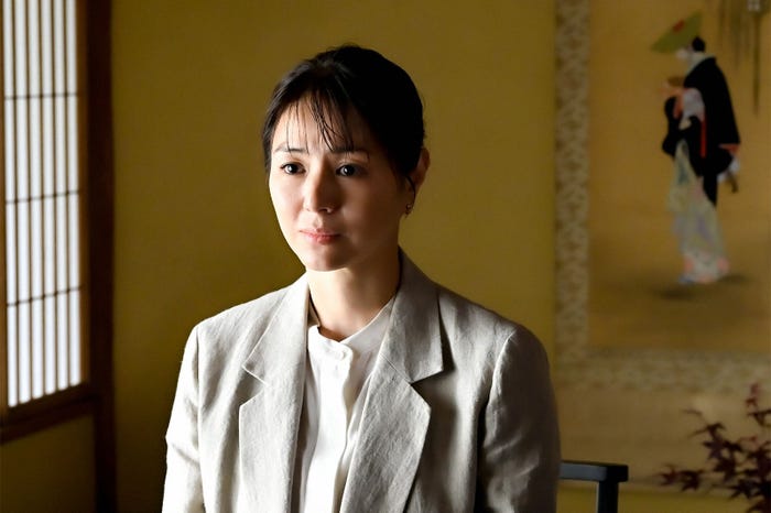 井川遥/「持続可能な恋ですか?~父と娘の結婚行進曲~」第8話より(C)TBS