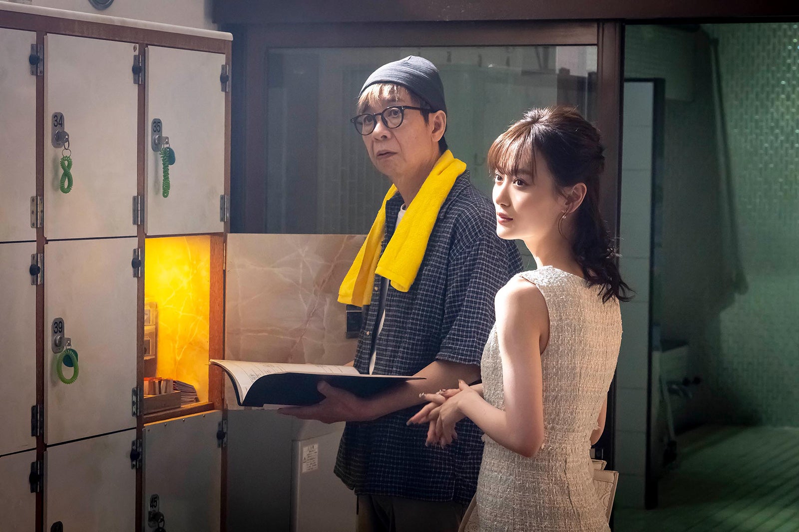 山寺宏一、山下美月「弁護士ソドム」第6話より（C）テレビ東京