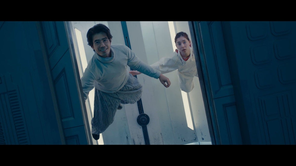 伊藤英明、新木優子（C）2024 Amazon Content Services LLC or its Affiliates.