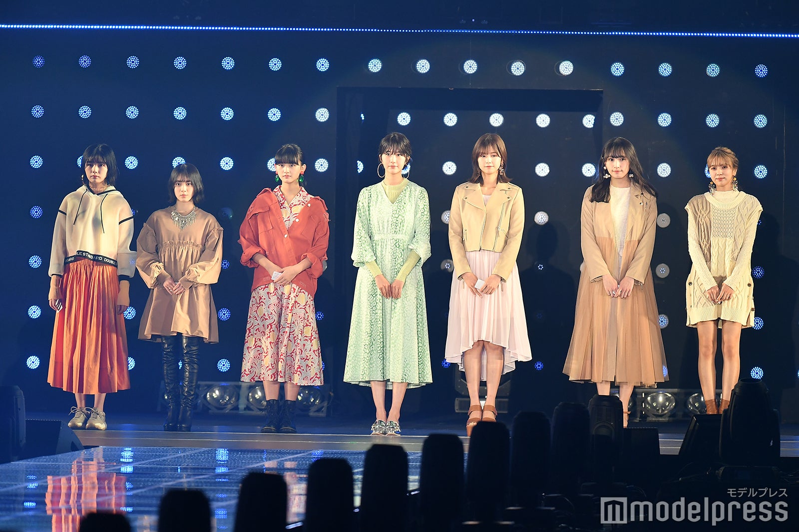 欅坂46（C）モデルプレス