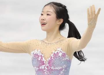 「なんでこんな大人っぽいんだ・・・」五輪から8カ月、18歳フィギュア美女の雰囲気激変しっとり姿に反響 契約企業の動画に登場「大人になっていく（親目線）」「同い年でこれはエグい」
