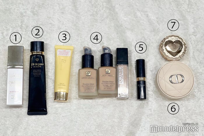 ベース/(左から)Dior、クレ・ド・ポー ボーテ、Ririmew、エスティローダー(2色)、Dior、クレ・ド・ポー ボーテ、(右上)キャンメイク(右下)Dior (C)モデルプレス