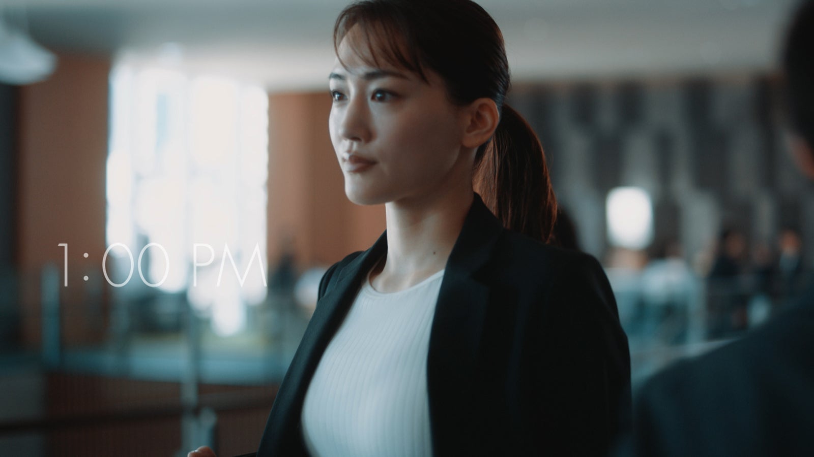 綾瀬はるか／「いろんなわたし篇」より（提供画像）