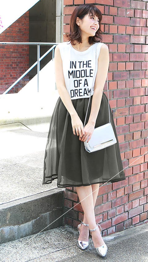 オーガンジーフレアスカート「神戸レタス」2490円（税込）／画像提供：神戸レタス