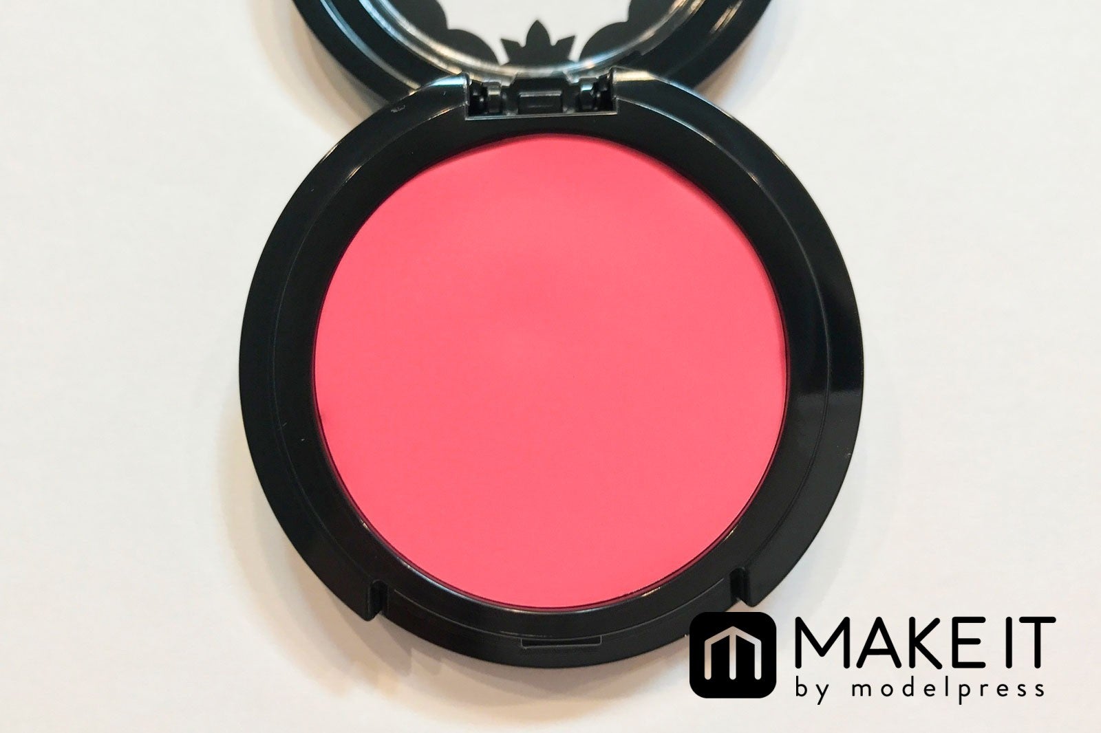 ヴィセ リシェ／リップ＆チーククリーム N／PK-2 ベリーピンク／1,000円（税抜）（C）モデルプレス