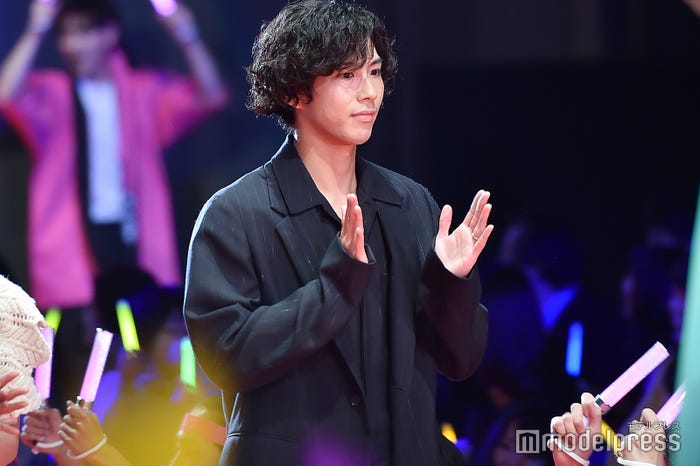 賀来賢人 (C)モデルプレス