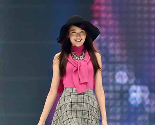 杉枝真結、つば広ハットで“大人レディ”スタイル 柔らか笑顔で魅了<神コレ2015A/W>