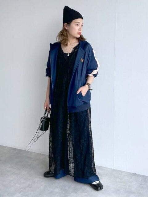 トラックジャケット　コーデ