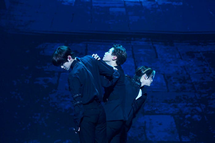 後藤威尊、木村柾哉、松田迅(C)LAPONE ENTERTAINMENT