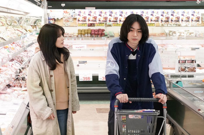 有村架純、菅田将暉「コントが始まる」第2話より(C)日本テレビ