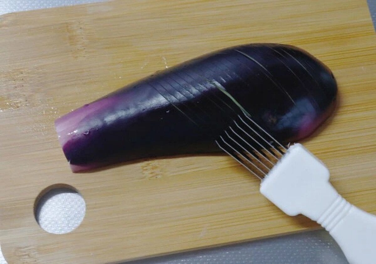 ダイソー　ネギカッター