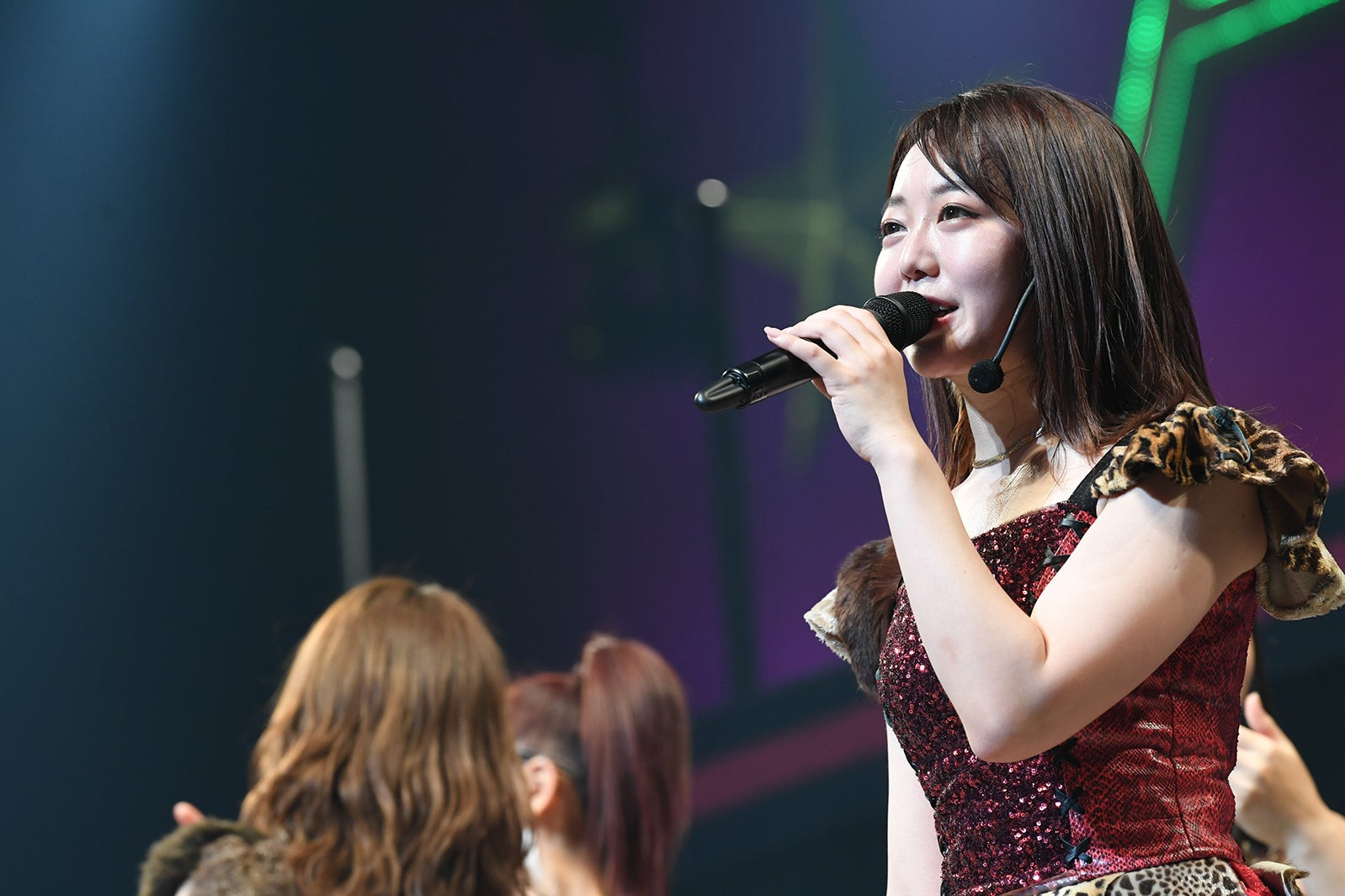 AKB48卒業発表の峯岸みなみ、チームKメンバー号泣に「解散なの！？」 後輩にエール