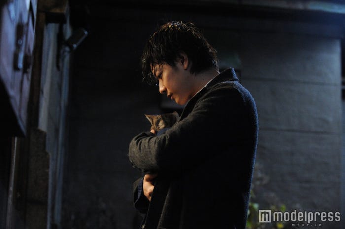 佐藤健(C)2016 映画『世界から猫が消えたなら』製作委員会