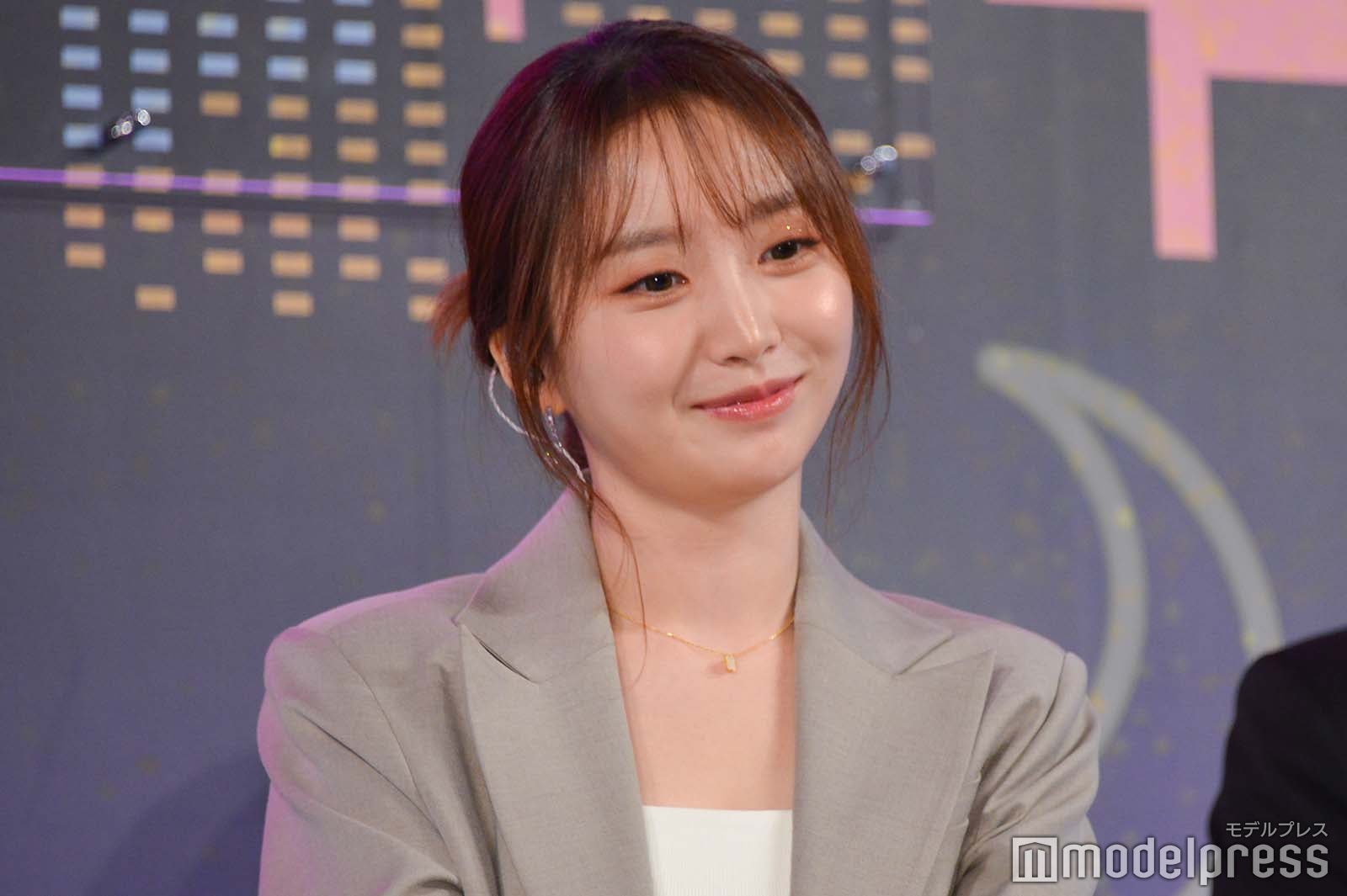 パンチ（C）モデルプレス