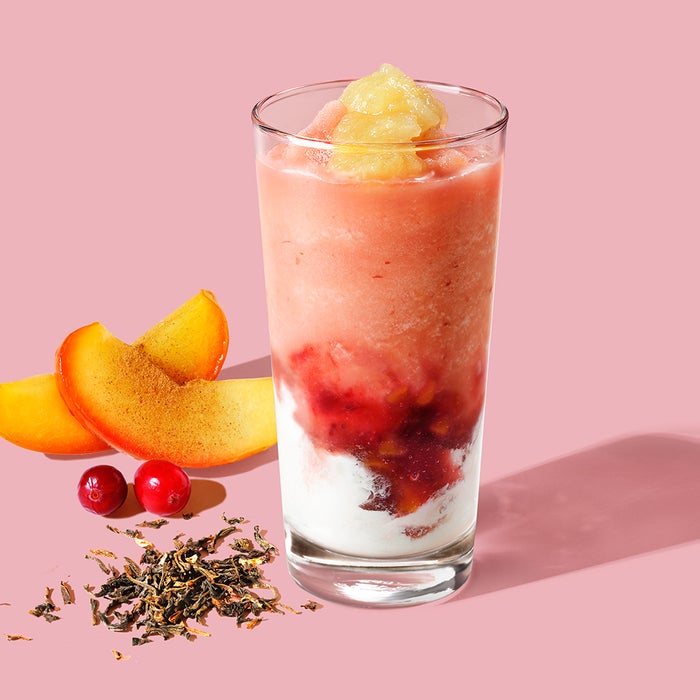 アップル クランベリー&ブラック ティーフラペチーノ/画像提供:スターバックス コーヒー ジャパン