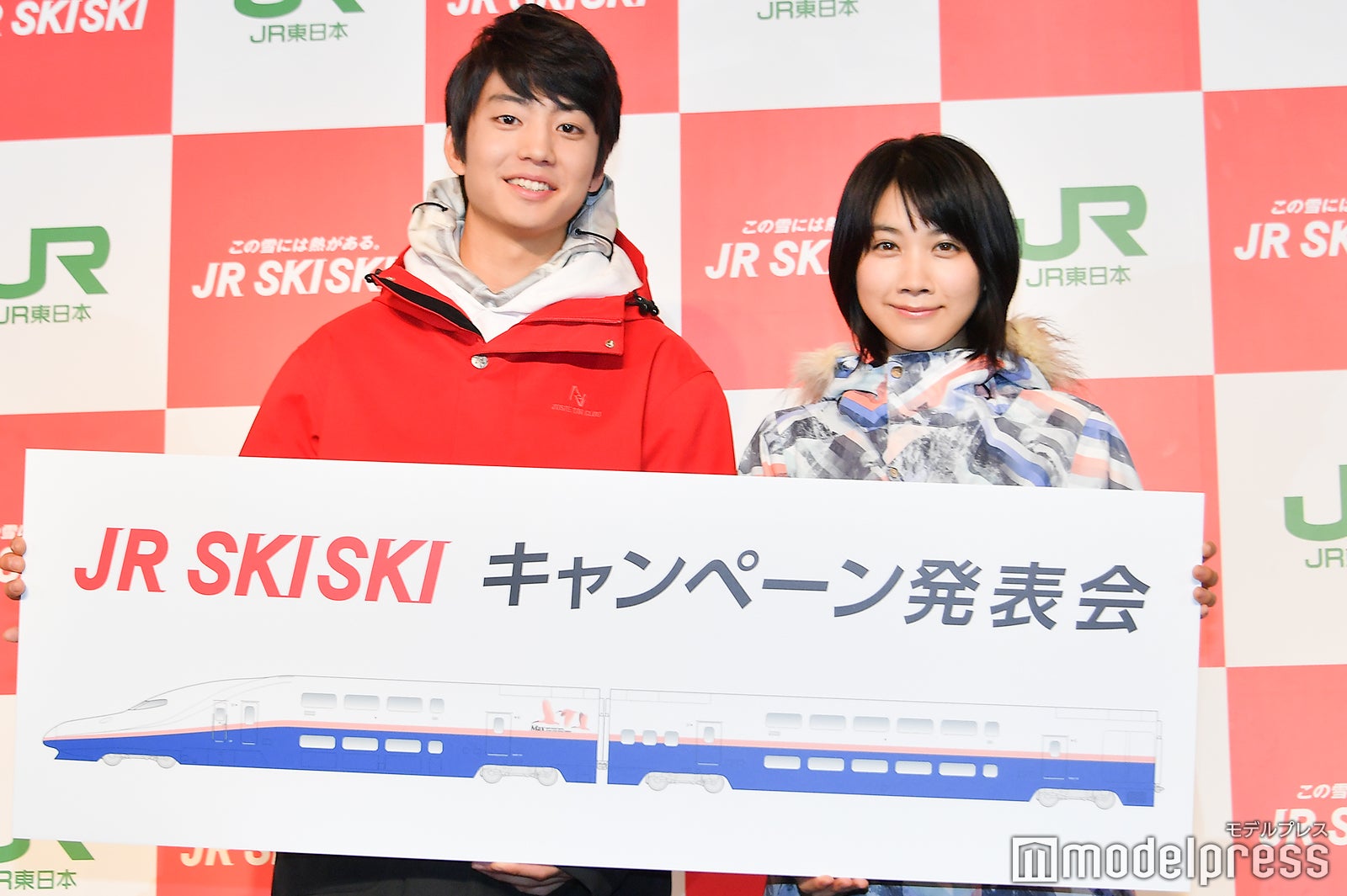 画像31/43) 伊藤健太郎、松本穂香にスノーボードレクチャー 胸