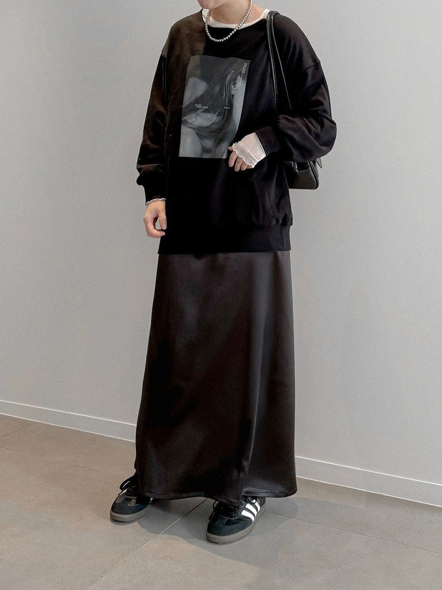 スウェット×スカートコーデ4