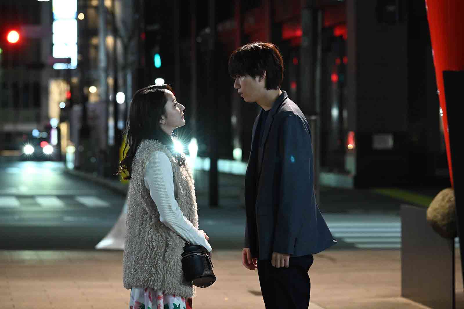 平祐奈、阿部亮平「あなたを奪ったその日から」（C）フジテレビ