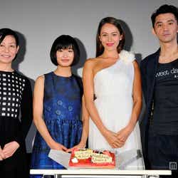 道端ジェシカ バトンと結婚宣言 馴れ初めからプロポーズまで 6年間の軌跡 を初告白 モデルプレス 道端ジェシカ バトンと結婚宣言 馴れ初めからプロポーズまで 6年間の軌跡 を初告白 モデルプレス