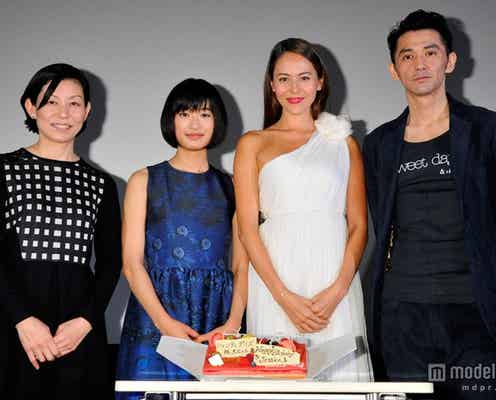 道端ジェシカ、サプライズに歓喜「頭が真っ白になっちゃいました」