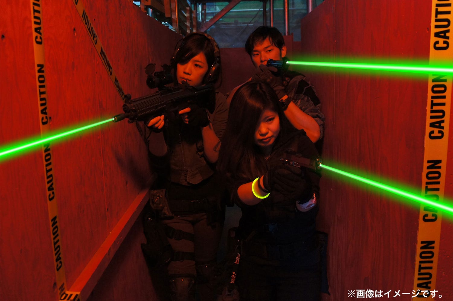 まるでSFゲームの世界!「ASOBIBA池袋」で光と音の新感覚サバゲー体験