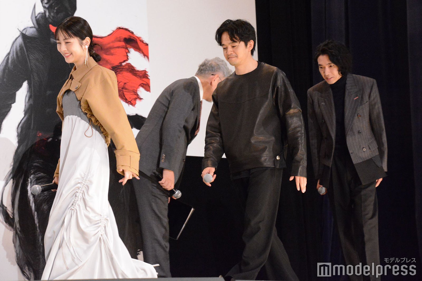 浜辺美波、池松壮亮、柄本佑（C）モデルプレス