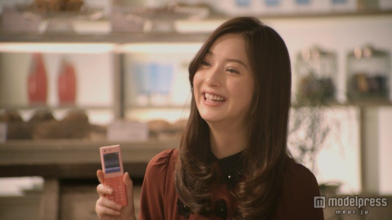 WILLCOM「だれとでも定額」の新CM「のろし」編