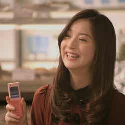 WILLCOM「だれとでも定額」の新CM「のろし」編