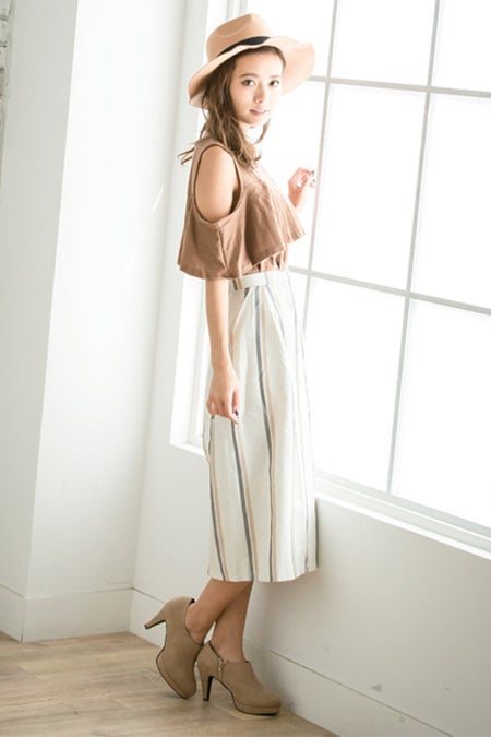 ラップデザインストライプガウチョパンツ「Re:EDIT by GALSTAR」3,498円（税込）全3色／画像提供：Re:EDIT by GALSTAR