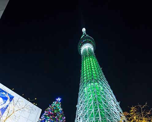 イルミ&巨大プロジェクションマッピングが彩るクリスマス “世界一高い”ツリーは3変化