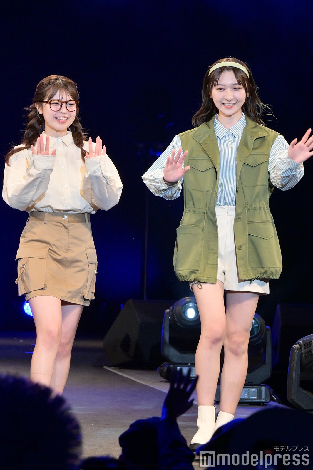 折田涼夏、横山莉華（C）モデルプレス