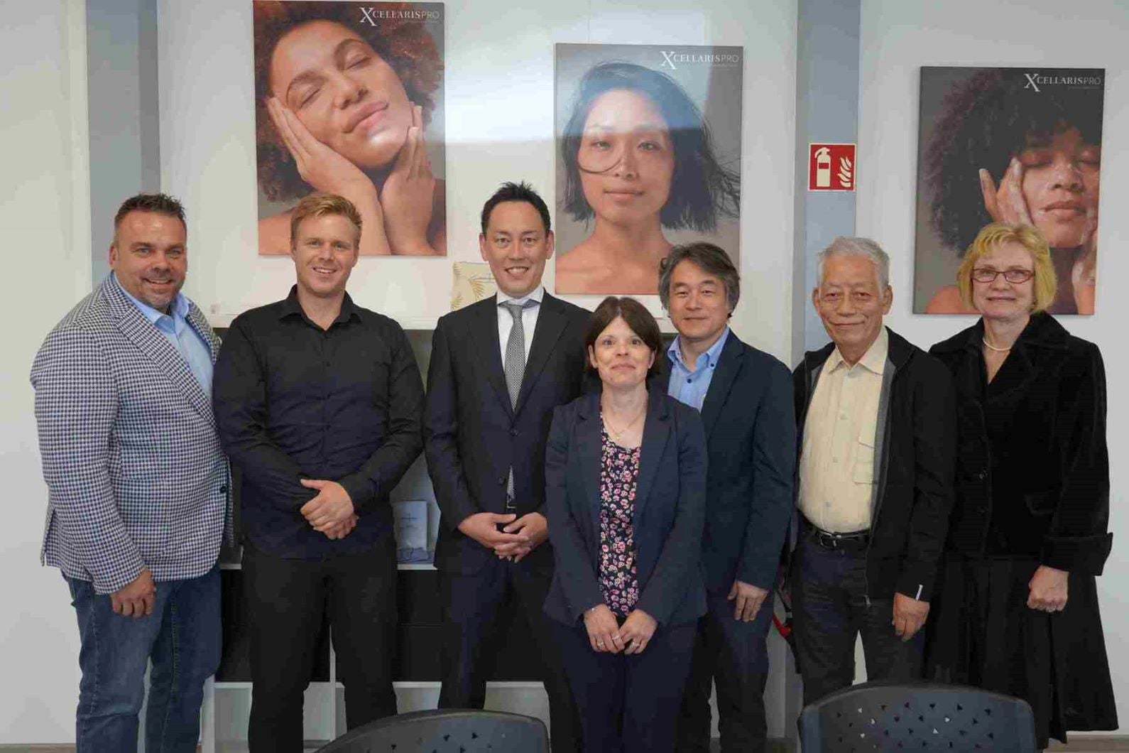 岩田真人氏／ドイツ Dermaroller社訪問時の様子（提供素材）