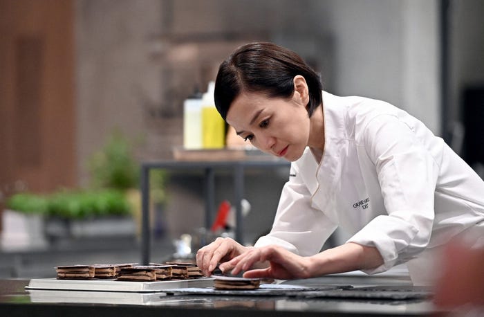 鈴木京香/「グランメゾン東京」第4話より(C)TBS