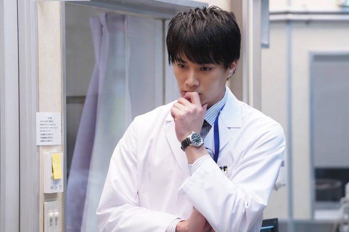 鈴木伸之/「ラジエーションハウス~放射線科の診断レポート~」第9話より(C)フジテレビ