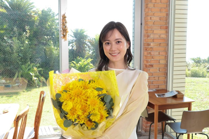 生田絵梨花「明日はもっと、いい日になる」(C)フジテレビ