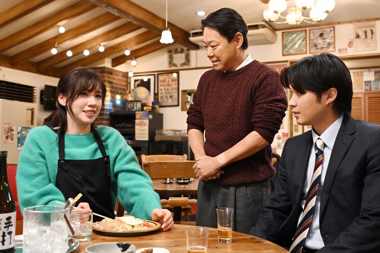 仲里依紗、阿部サダヲ、磯村勇斗「不適切にもほどがある！」第2話より（C）TBS