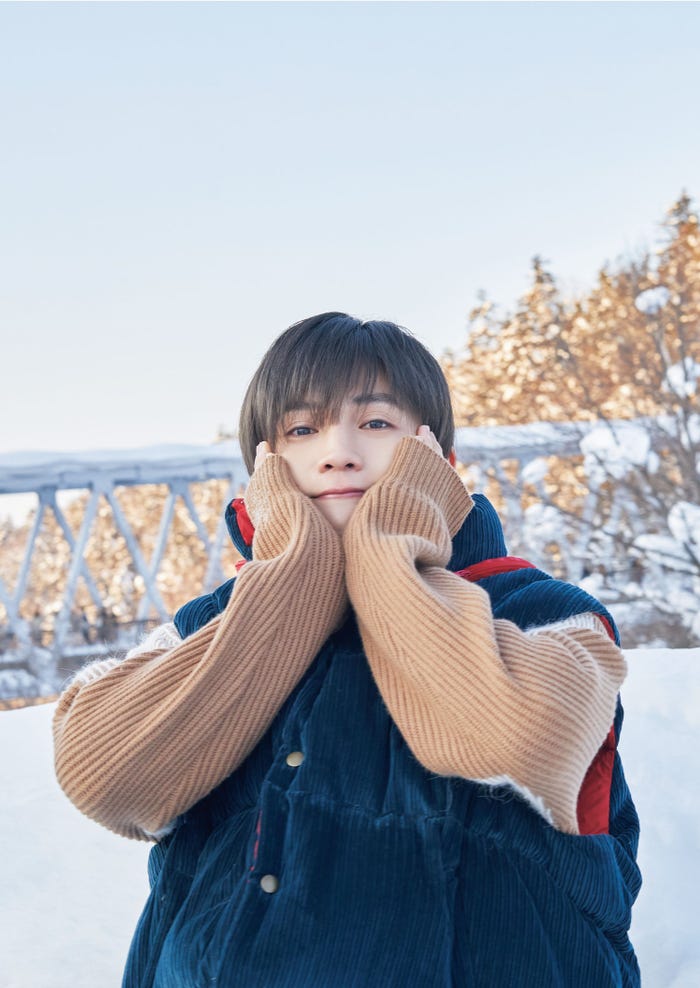 八木勇征/新たに解禁されたカット(画像提供:ワニブックス)