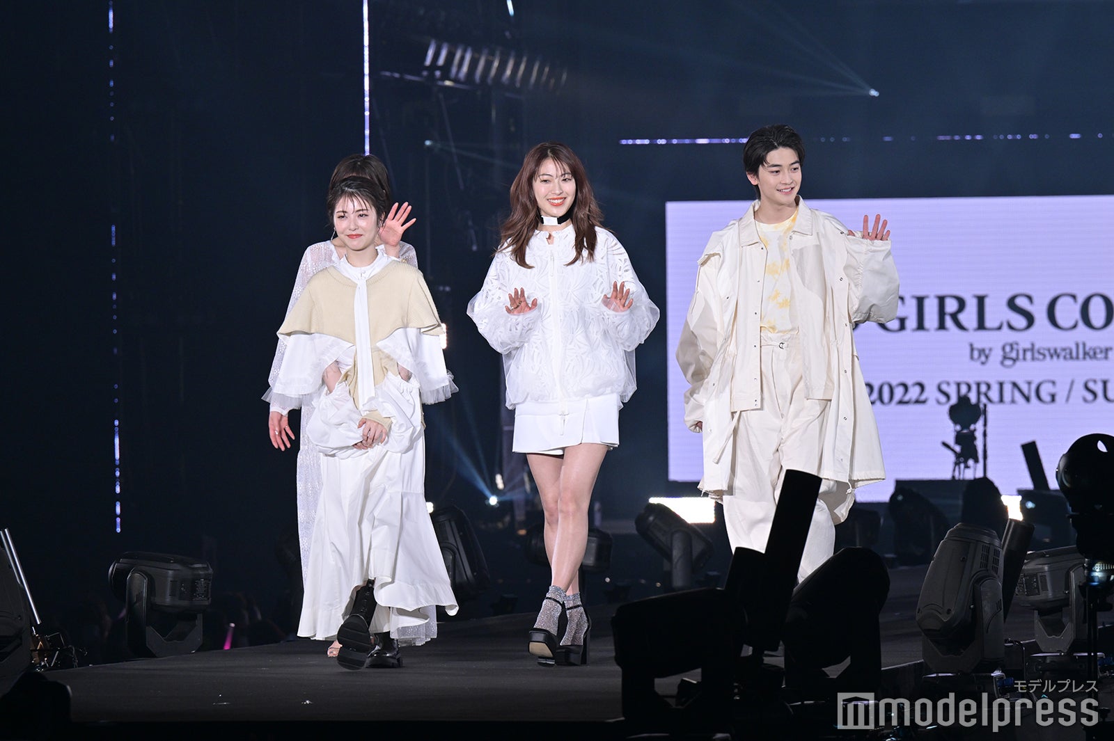 「ドクターホワイト 」ステージより（C）モデルプレス