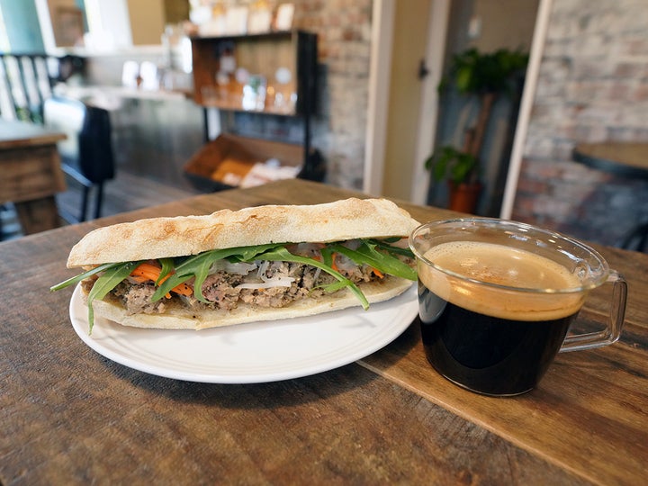 パテ・ド・バインミー／画像提供：なかむら商会