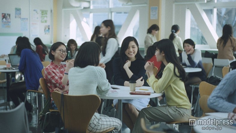 川口春奈／「デリ」篇その2