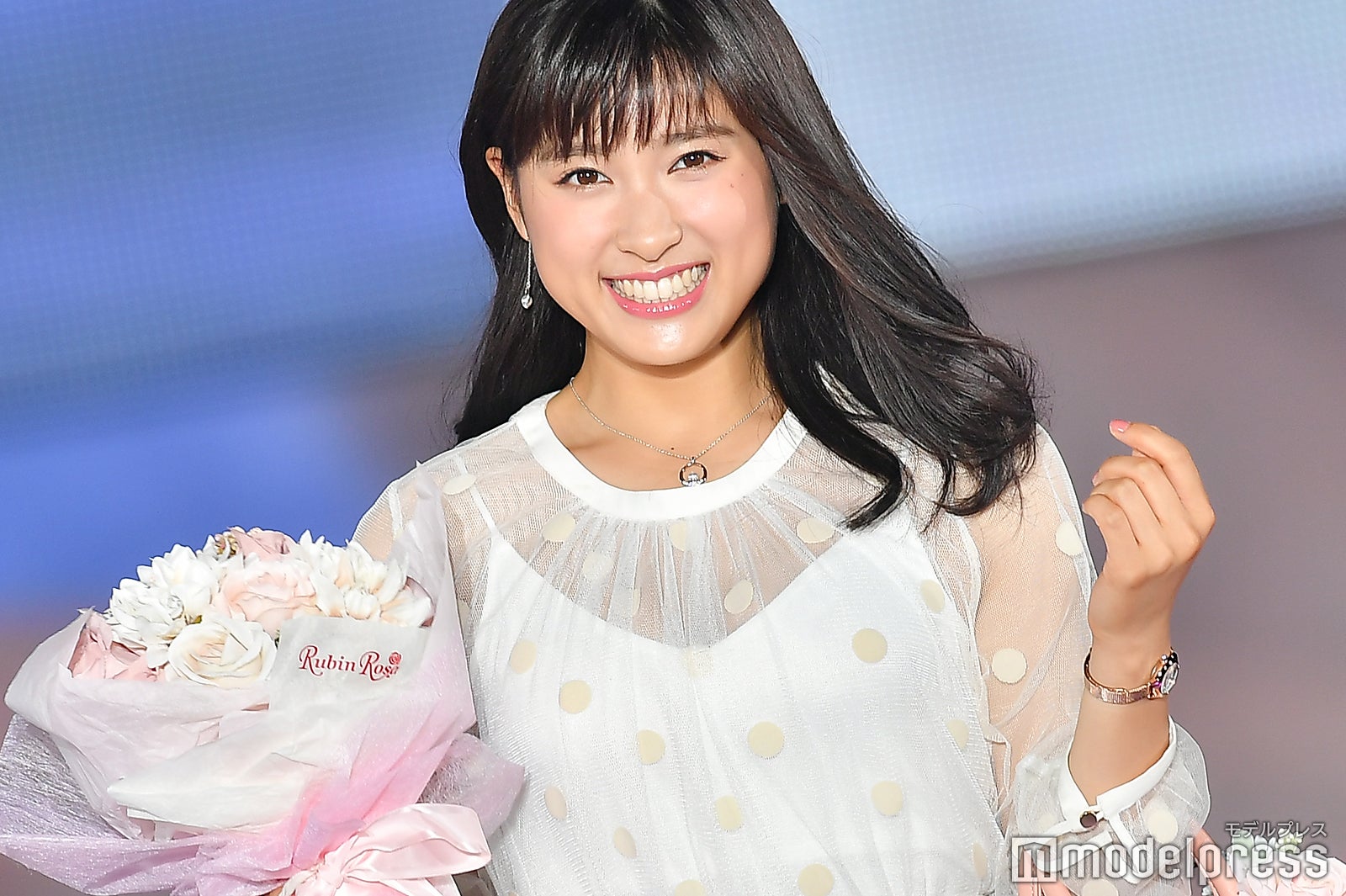 土屋太鳳「関コレ」シークレット登場 初ソロランウェイに歓声響く＜関コレ2018A／W＞